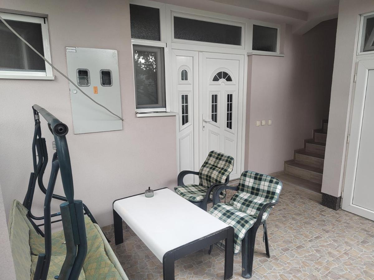 Apartman Anastasija Surčin Εξωτερικό φωτογραφία